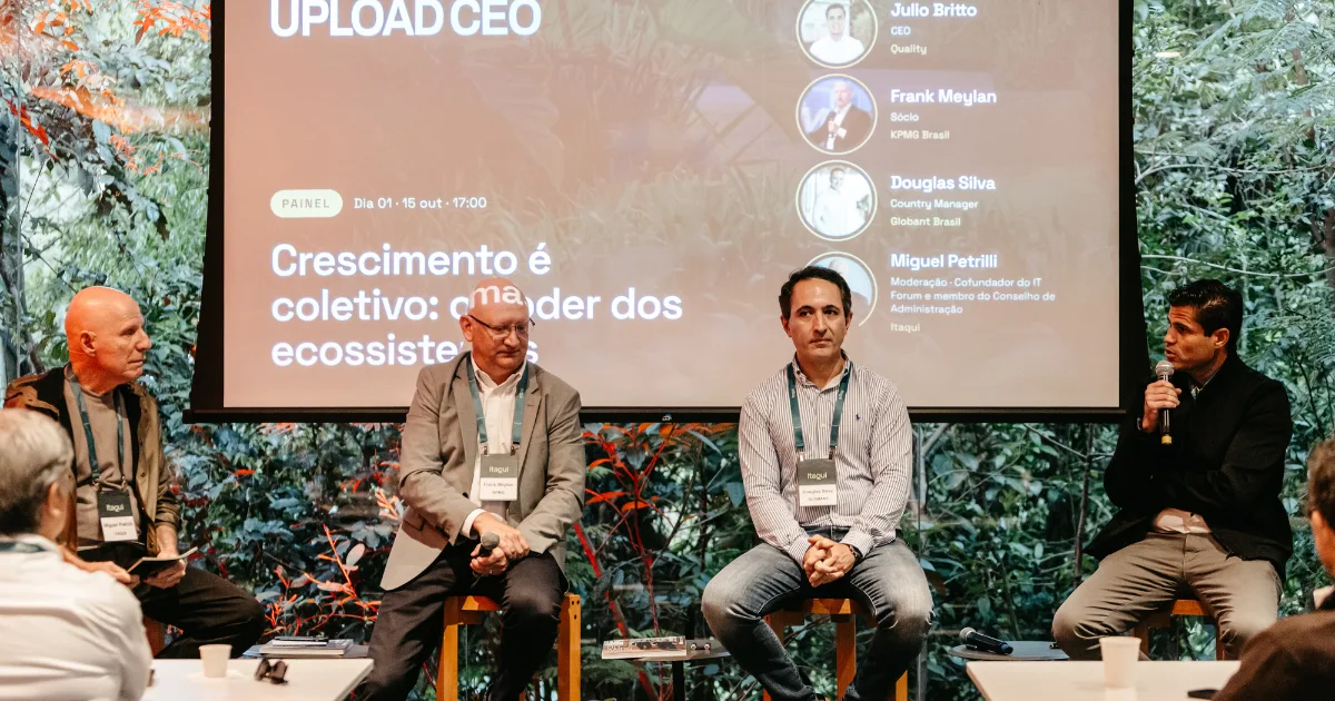 No IT Forum Upload CEO, executivos defendem confiança como base dos ecossistemas