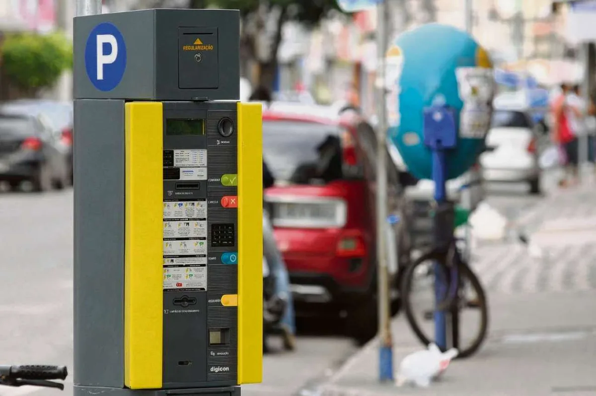Estacionamento rotativo de Vitória deixa de funcionar neste sábado (29)