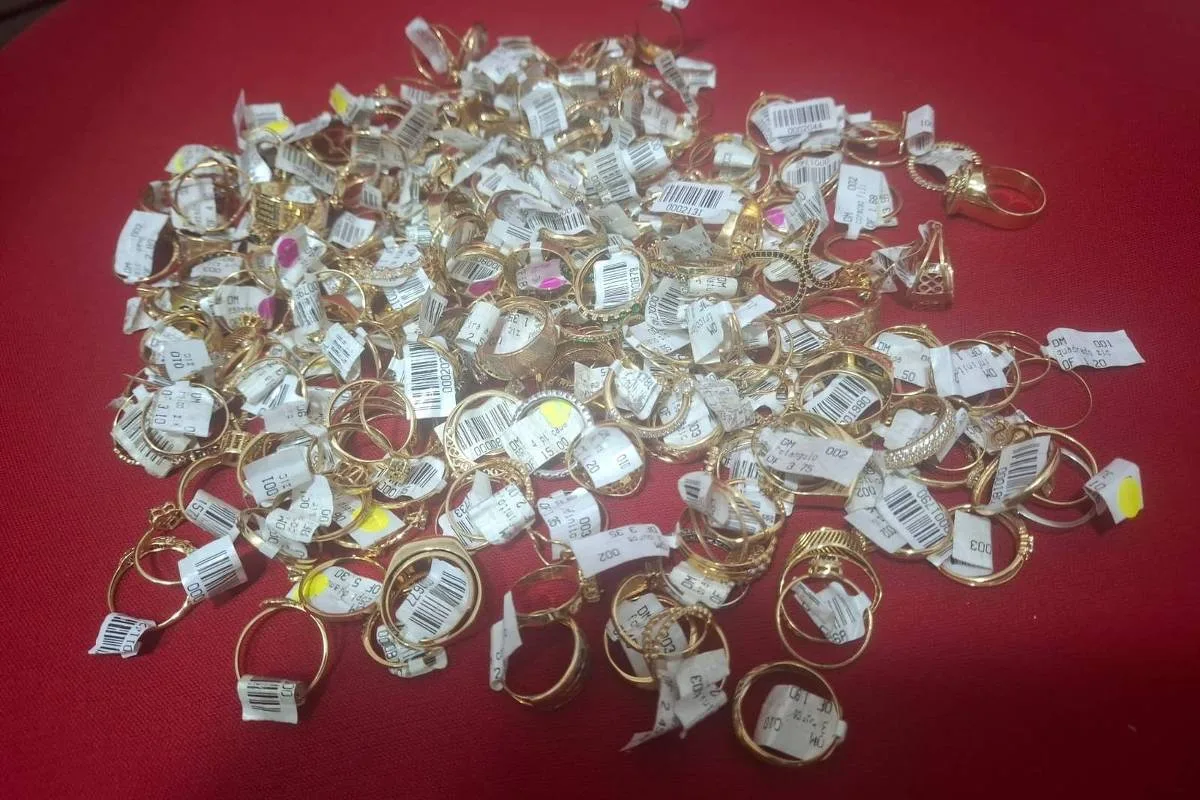 Ouro de alianças roubadas em SP era derretido poucas horas depois dos crimes, aponta investigação