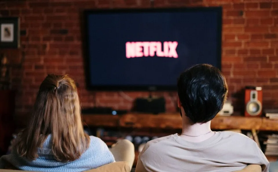 Netflix demite cerca de 1.000 funcionários no maior corte desde 2022
