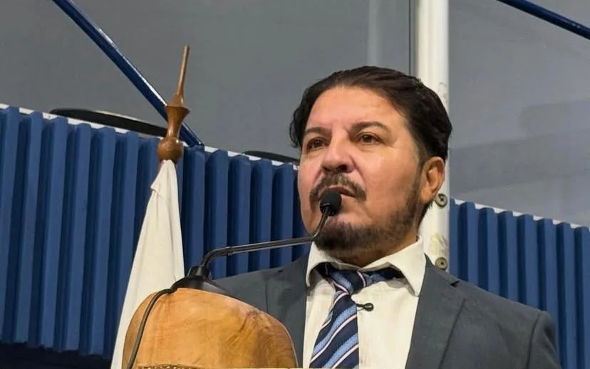 Câmara de Vitória mantém processo contra Baiano do Salão