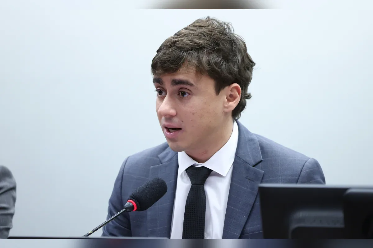 Nikolas Ferreira defende afastamento de Moraes: "Vamos orar"