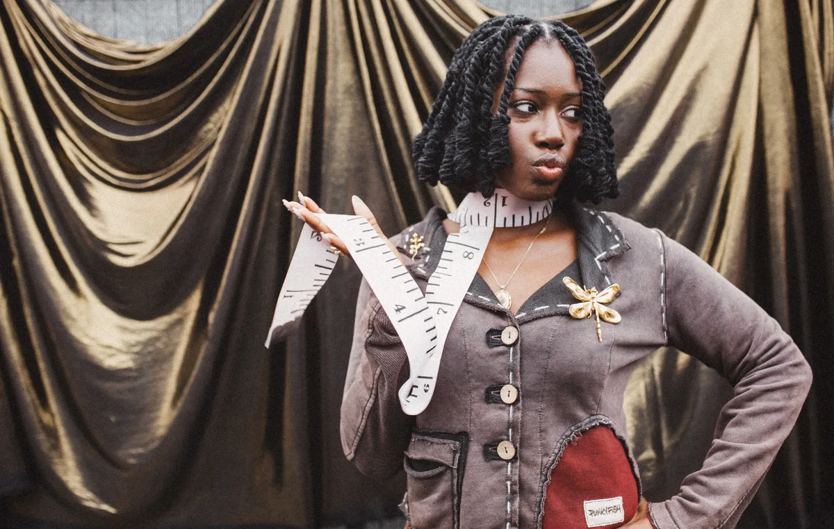 Sade Olutola explains how Ed Sheeran inspired her ‘Arrow Heart’ EP at Reading 2026