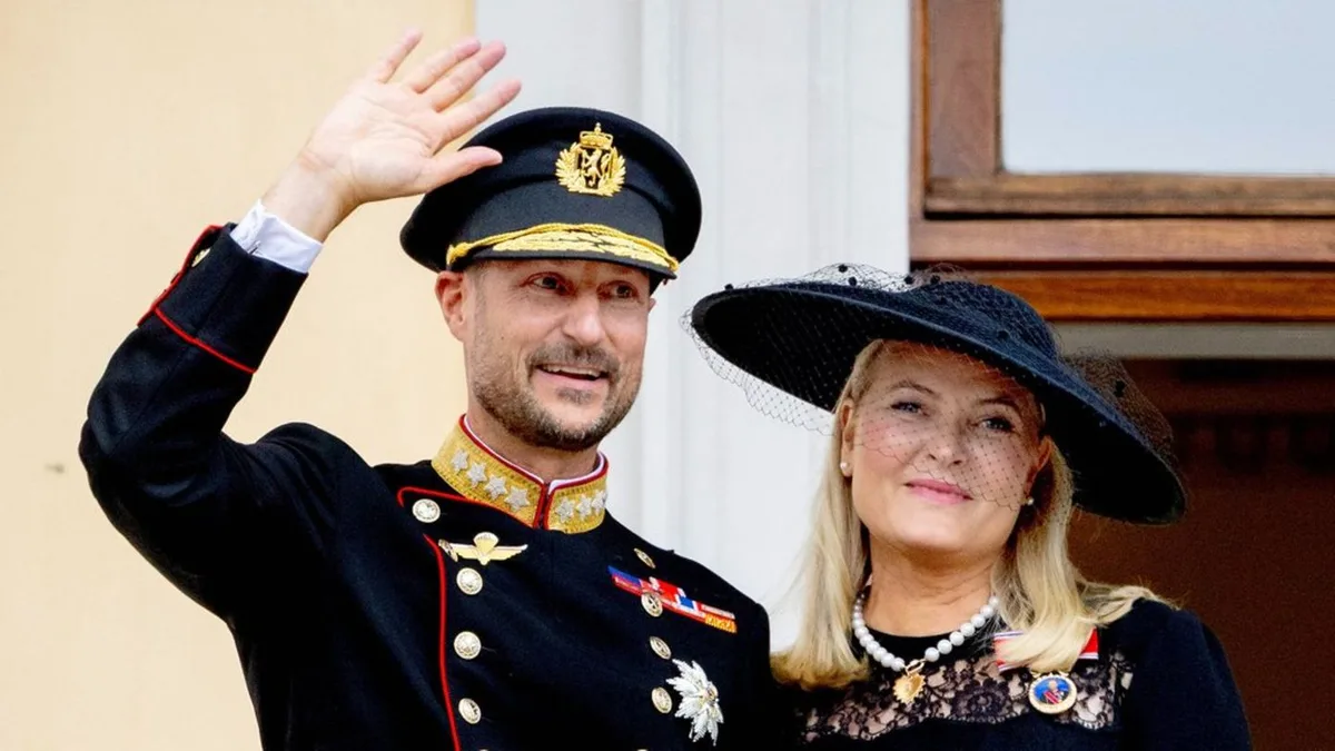 König Haakon VIII.: Monarch mit eigener Briefmarke gewürdigt
