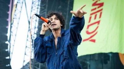 Do SoundCloud à prisão e ao Lollapalooza: quem é Dominic Fike, cantor que estreia no Brasil em 2027