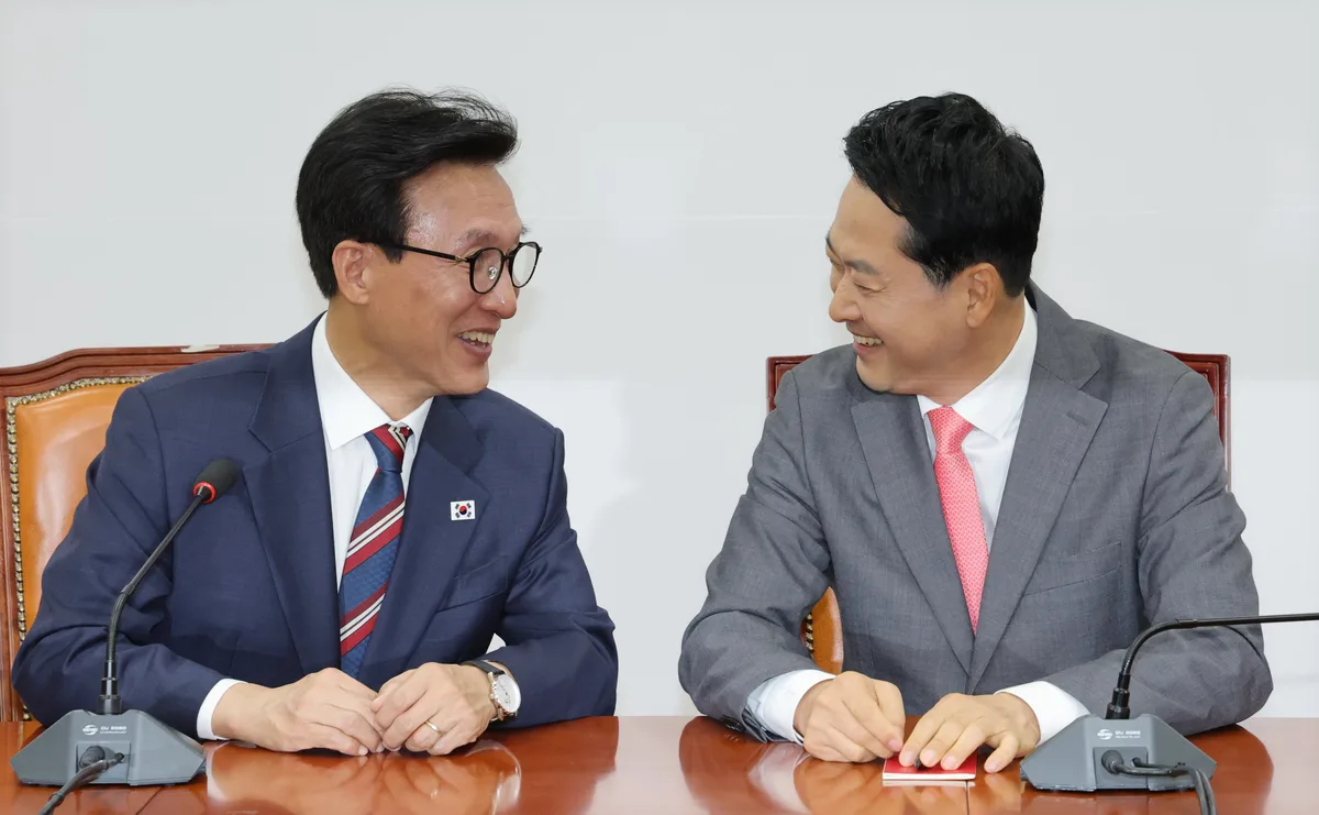 웃으며 만났지만 부동산·미래기금 ‘신경전’