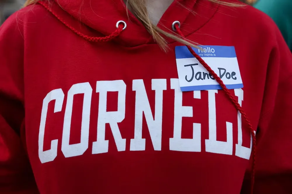 "Los siete de Cornell": expertos advierten del vacío legal que pesa sobre el caso de la violación grupal