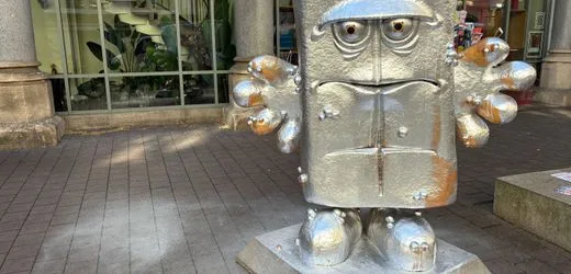 Erfurt: Statue von Bernd das Brot mit Farbe attackiert