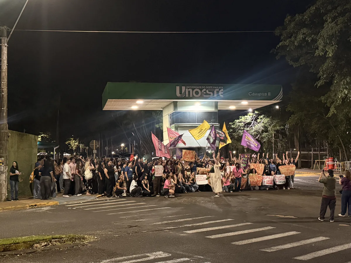 Polícia investiga ‘ranking’ com fotos de estudantes e ‘avaliações’ de teor sexual