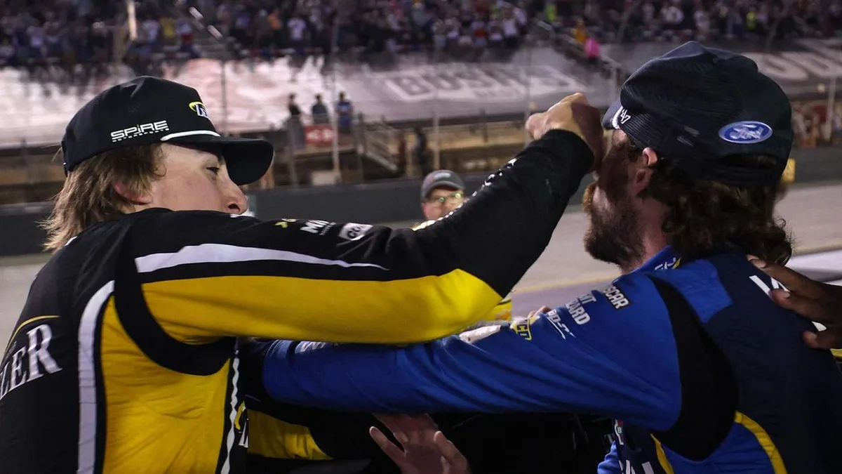 Hocevar und Blaney: Nascar-Fahrer prügeln sich nach Renncrash