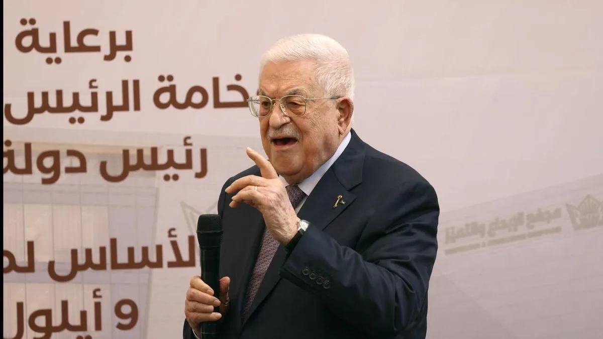 Abbas postpones long-awaited Palestinian elections