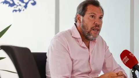 Puente acusa a la derecha de "pensar igual" que quienes amenazan y atacan a periodistas