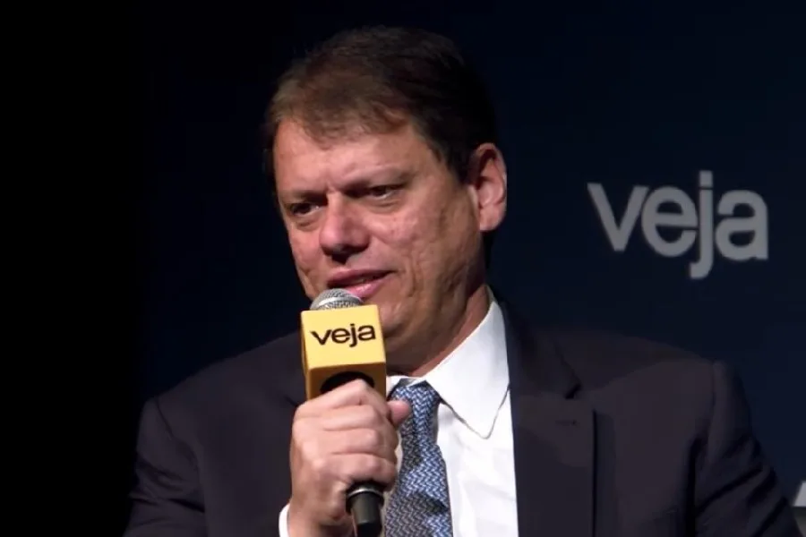 Tarcísio de Freitas participa de sabatina de VEJA nesta quarta-feira