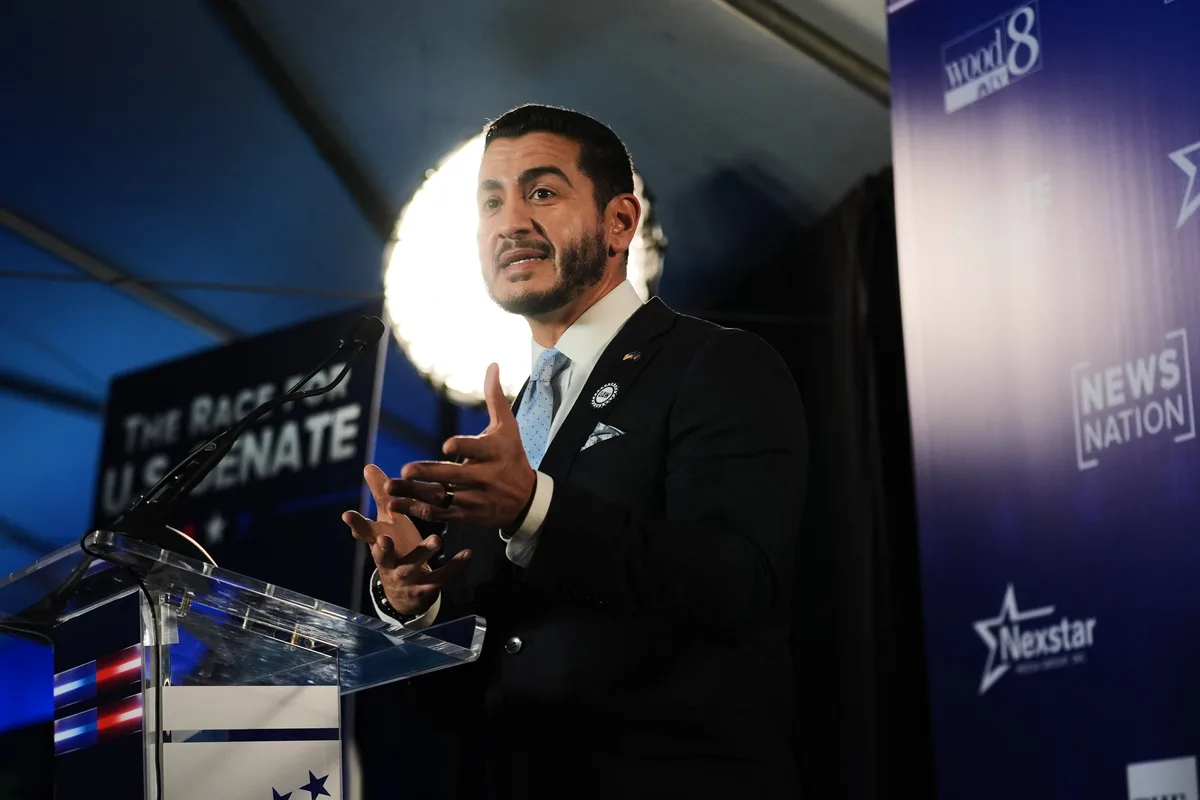 Abdul El-Sayed, la apuesta más arriesgada de los demócratas para las elecciones: “Habrá que exigir responsabilidades a Trump por todo el mal que ha hecho”