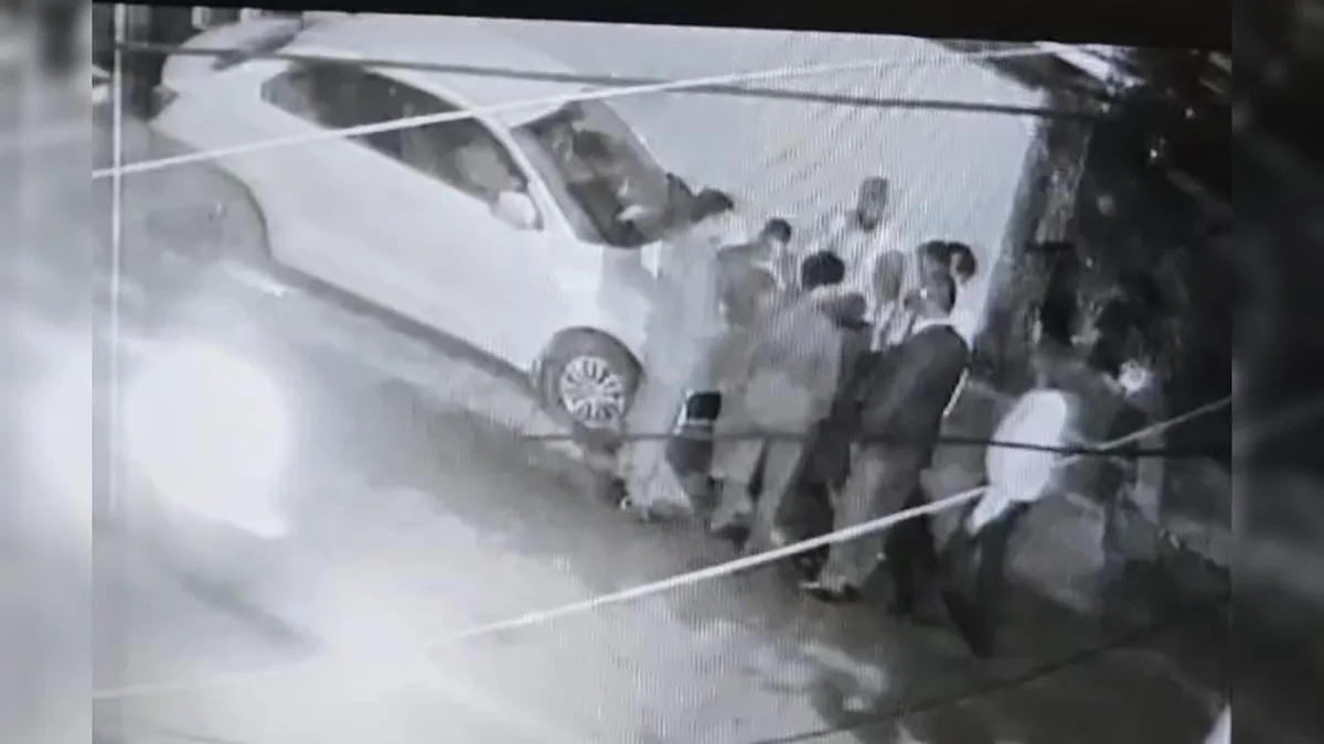 How Delhi Businessman's Wife Foiled 'Special-26'-Style Fake CBI Raid At Home