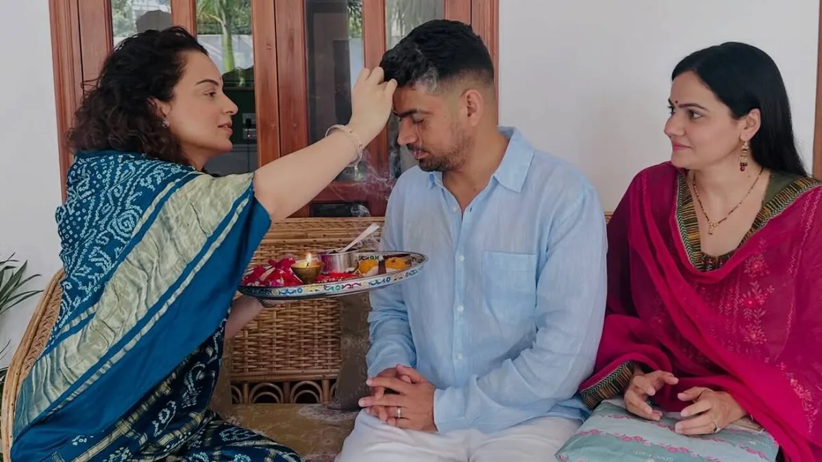 Kangana celebrates Raksha Bandhan in a saree after criticising Kriti's outfit in ad: PICS