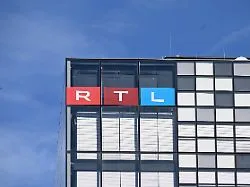 Konzern will Millionen einsparen: RTL streicht nach Sky-Übernahme 500 Stellen