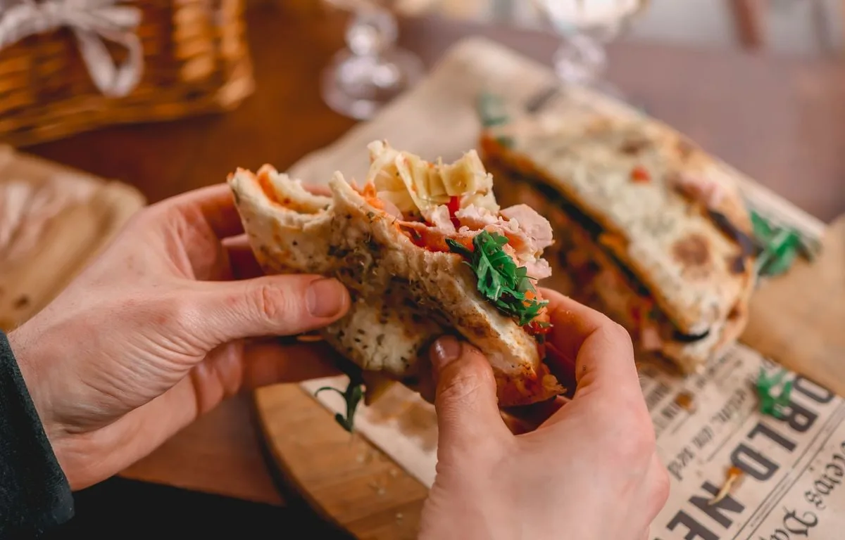 Après la pizza et la pinsa, le panuozzo italien se fait une place dans la street food