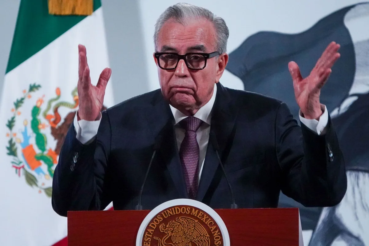 Rocha Moya pide licencia temporal: Esto dice la Constitución de Sinaloa sobre la ausencia del gobernador