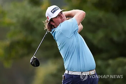 PGA 투어 신인 시플리, 빌트모어 챔피언십 2R 단독 선두
