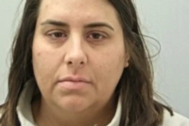 'Besotted' nurse who 'enjoyed thrill' of smuggling drugs into jail struck off