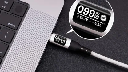 Power Delivery: USB-Kabel zeigt Ladeleistung auf kleinem Display an