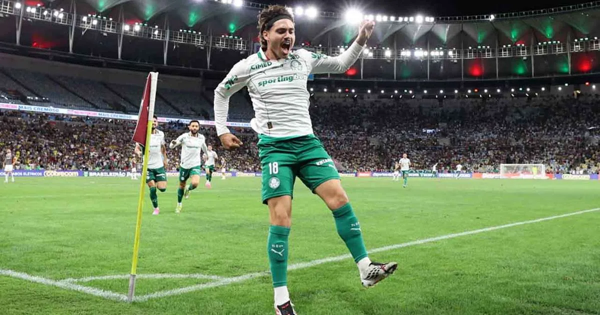 Abel reage a críticas: "Perdemos um jogo, não o título"