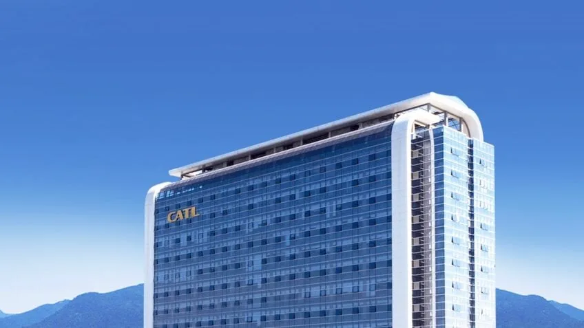 CATL aguarda licenças para reabrir mina de lítio na China