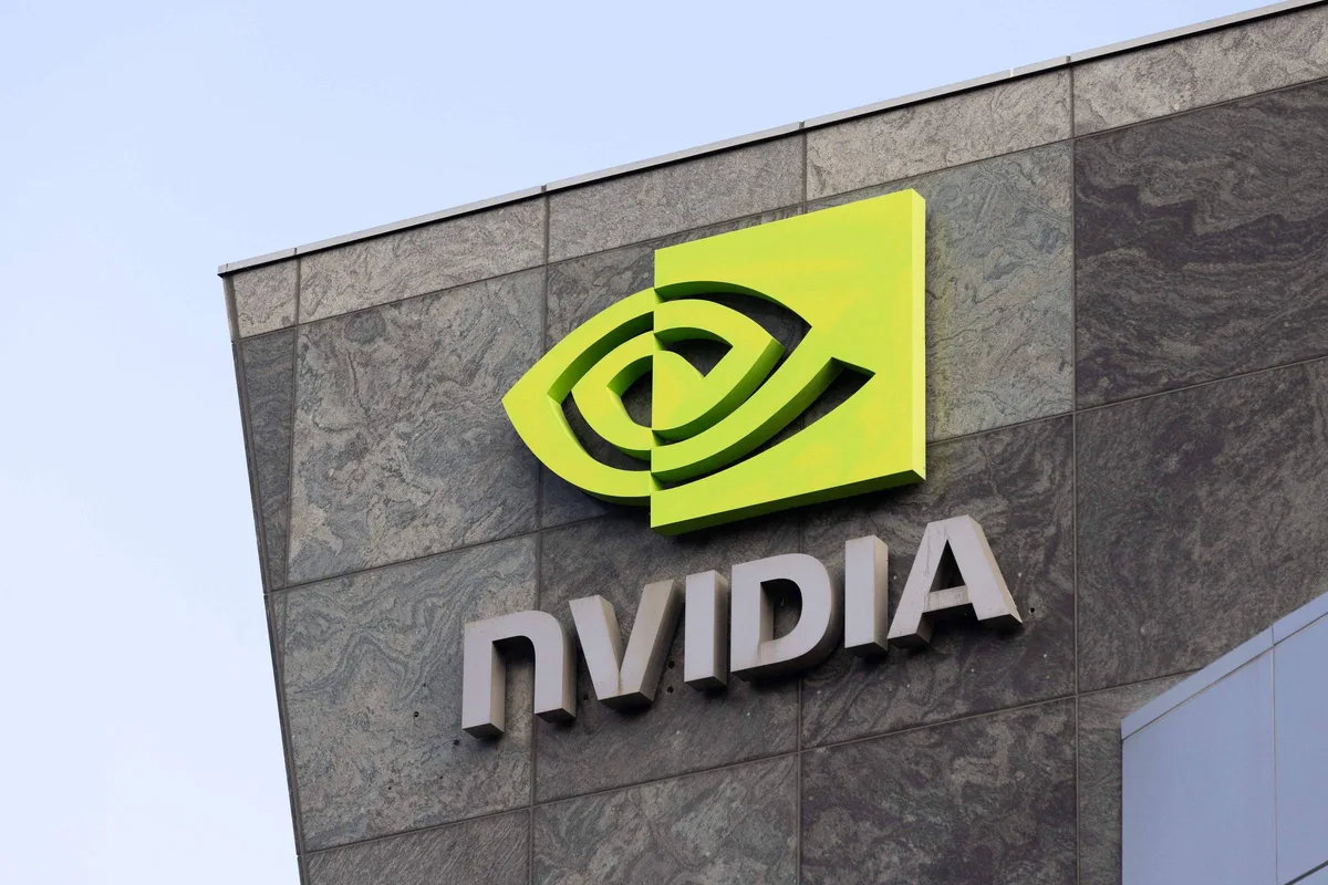 Vendas da Nvidia mais que dobram com boom de IA, alcançando US$ 96 bilhões
