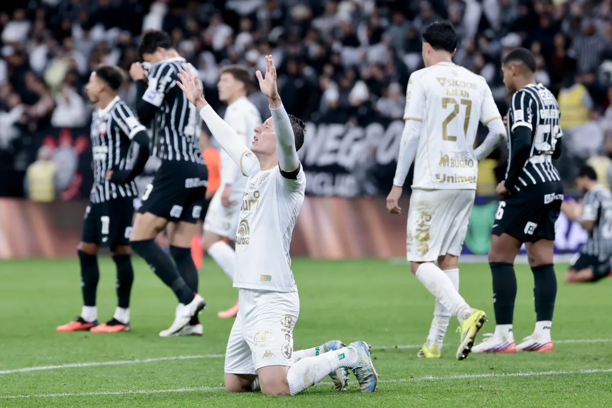 Análise: Chapecoense faz história diante do Corinthians com valentia e resiliência