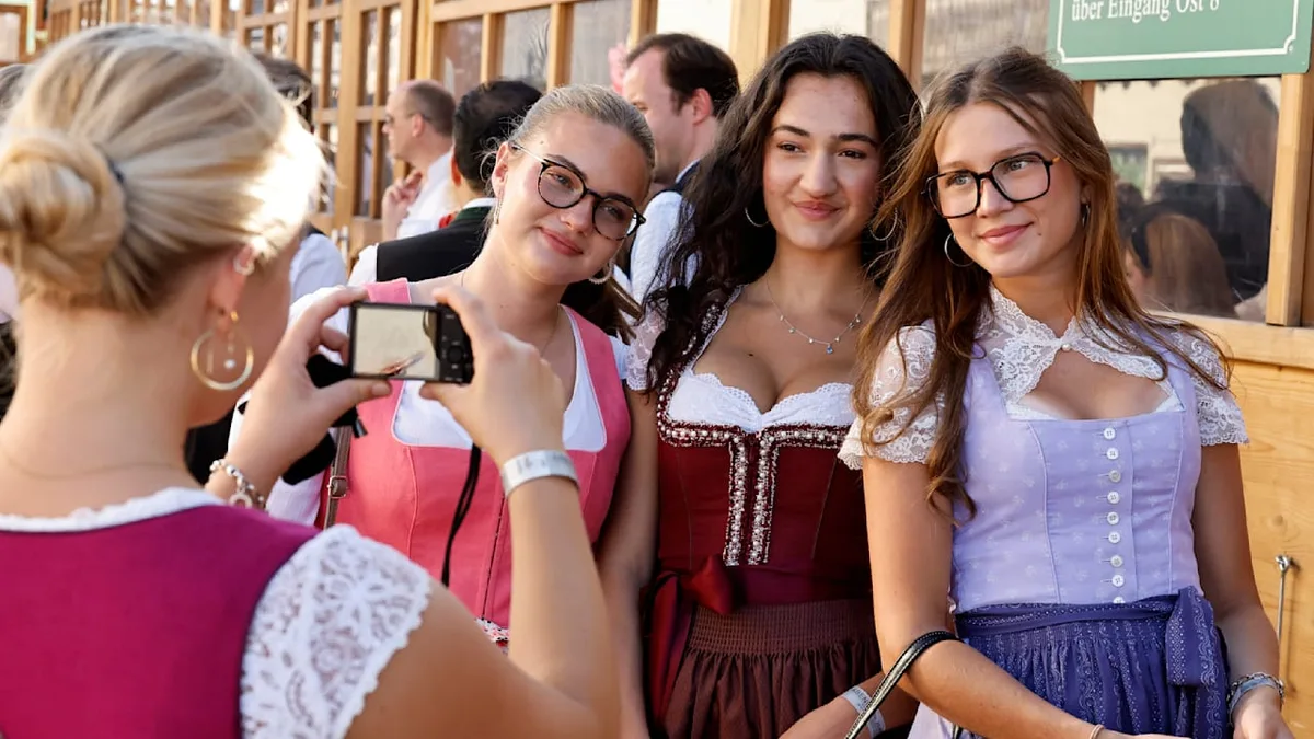 Fotos können teuer werden - Oktoberfest bittet Influencer zur Kasse