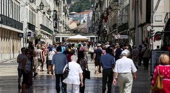 Despesa com juros da dívida deverá aumentar 776 ME no próximo ano