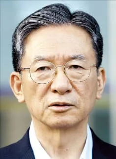 정성호 사직서 제출… 李대통령 수용 의사