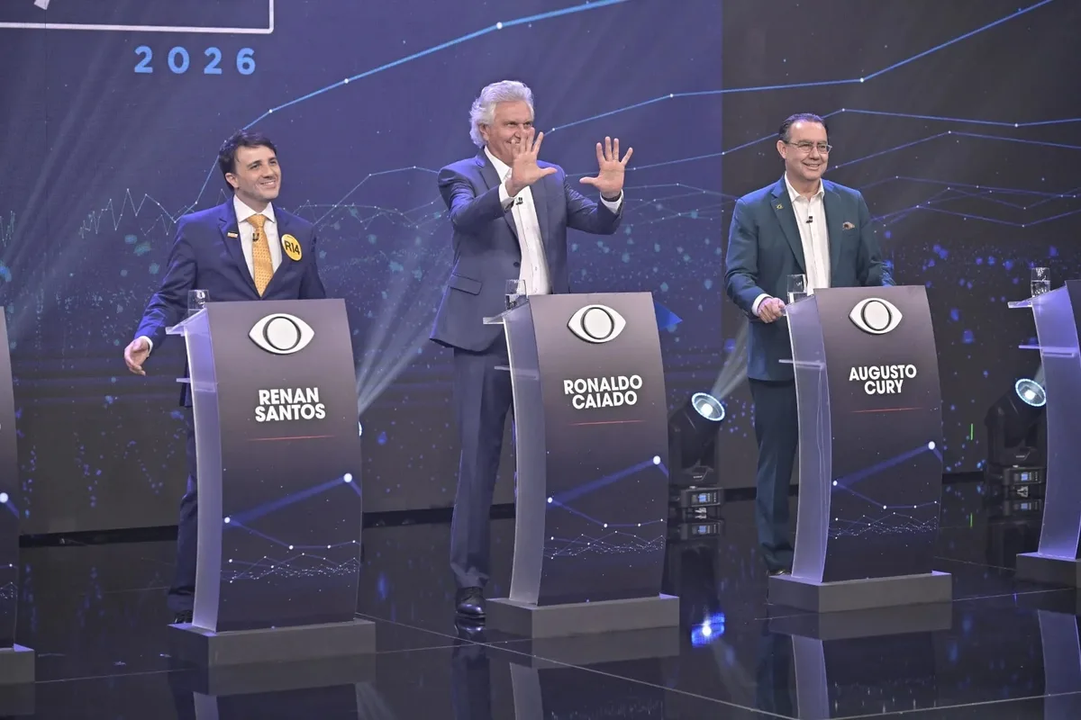 Candidato pode faltar ao debate sem sofrer punição? Entenda a lei