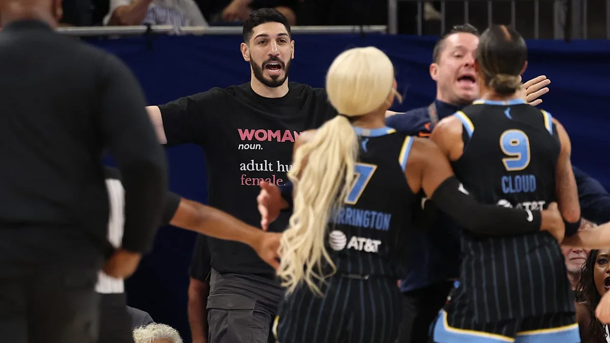 Ex-NBA-Star fliegt aus der Halle - Riesen-Eklat beim Frauen-Basketball!