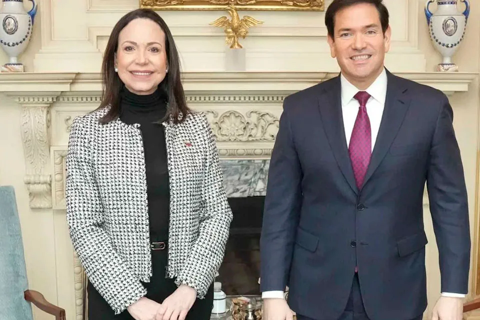 Marco Rubio recibe críticas por no apoyar el retorno de María Corina Machado