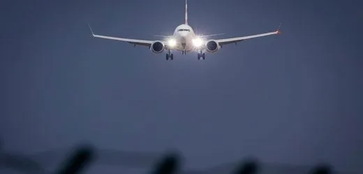 Eurowings-Maschine muss wegen Dampfes außerplanmäßig landen