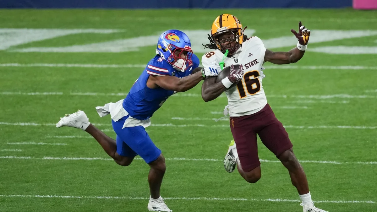 Jaren Hamilton returns kickoff 100 yards for TD in Arizona State's 24-17 win over Kansas in London