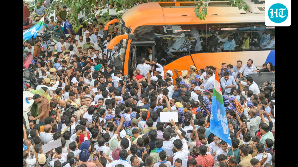 Opposition plans march to Rashtrapati Bhavan to seek CEC Gyanesh Kumar’s resignation