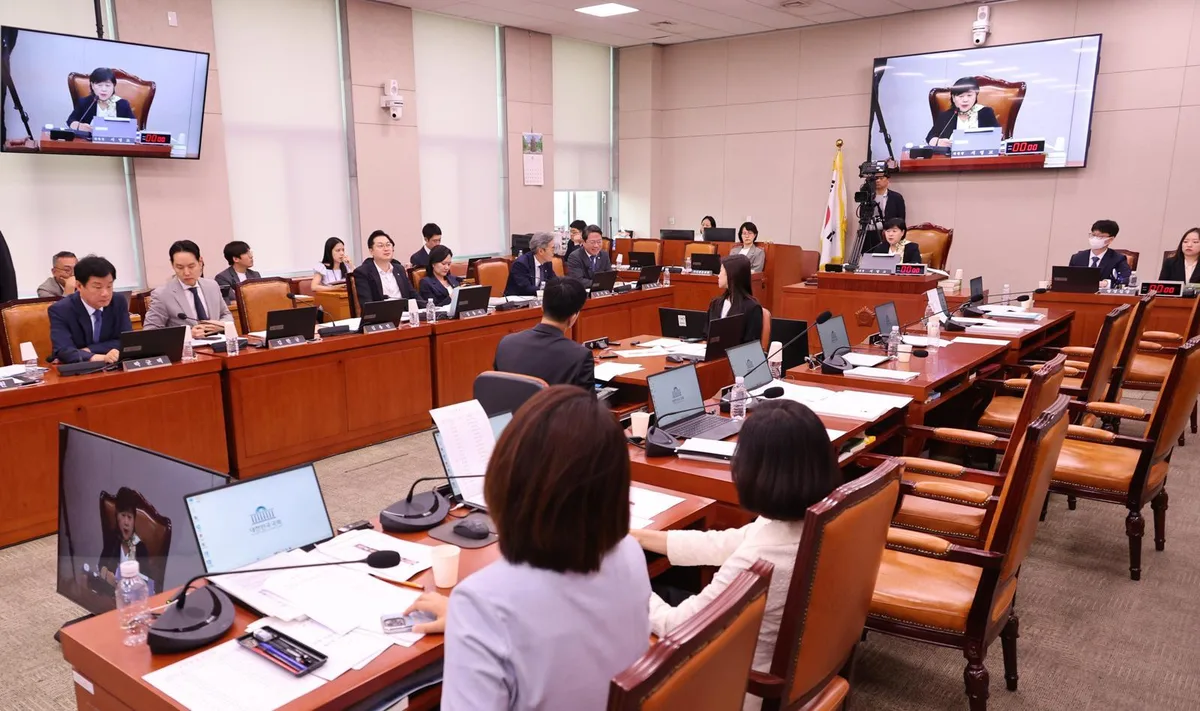 與 “법원행정처 폐지해야”…靑은 대법관 제청 재요구 검토