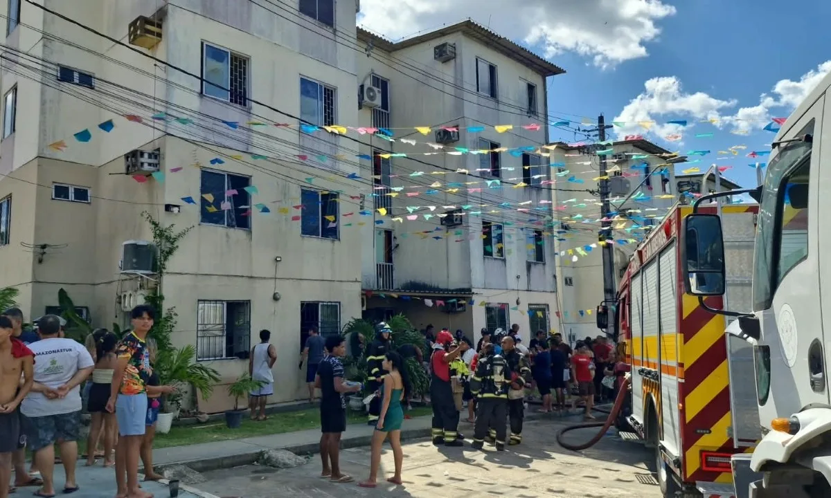 Cachorro morre durante incêndio em apartamento na Zona Norte de Manaus