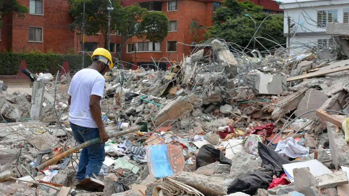 Los científicos coinciden sobre los terremotos de las últimas semanas: qué hay detrás de los seísmos de Japón, Granada, Perú e Indonesia