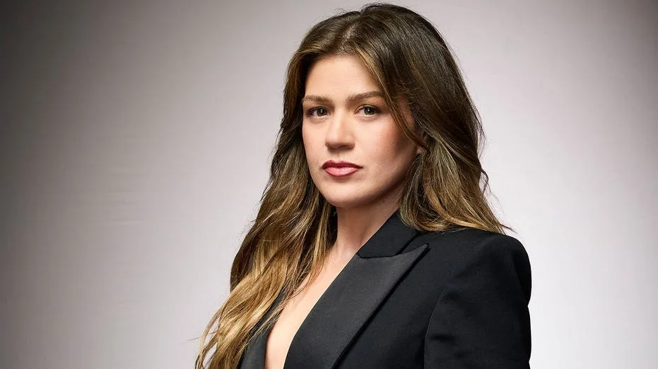 Kelly Clarkson 'has put us in danger,' Brooklyn store owner claims as bird's price tag soars to $15M