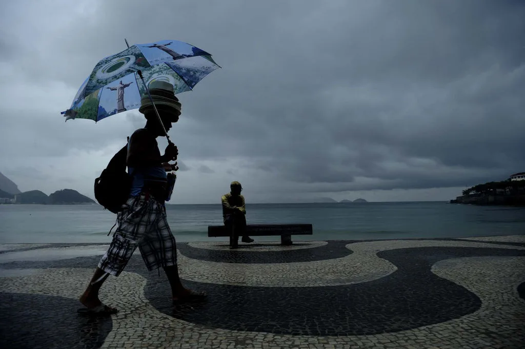 Previsão do tempo no Rio: até quando continua a chuva, segundo o Climatempo e o Inmet