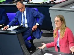 RTL/ntv-Trendbarometer: Grüne bleiben schwacher Union im Nacken - und die AfD weit vorne