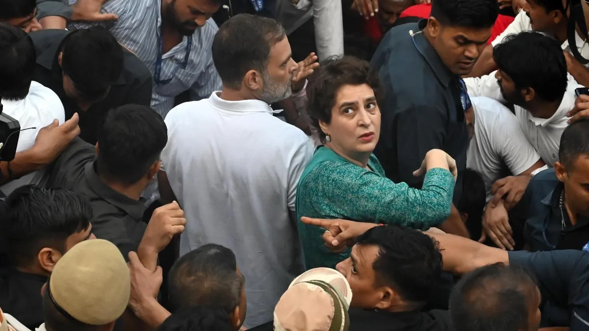 Three fresh FIRs against Rahul Gandhi, Priyanka Gandhi over assault on cops, police vehicle vandalism, unauthorised protest