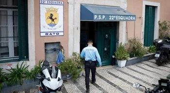 Julgamento dos dois polícias acusados de tortura vai decorrer à porta fechada