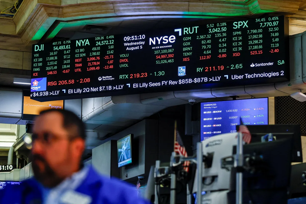 뉴욕증시, 소비 둔화 우려에 약세…S&P500 0.2%↓