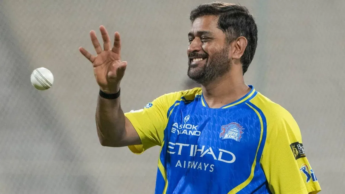 Madras HC allows pleas on recording Dhoni's evidence in defamation case