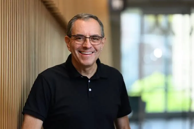 The economist behind the ‘China shock’ says AI is a paradoxical ‘skill-disequalizer’ for Gen Z workers